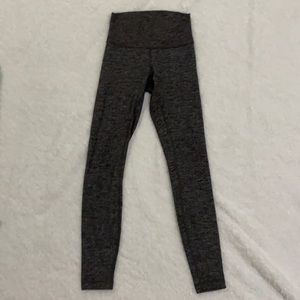GRAY Lululemon wonder under leggings size 4 high waisted